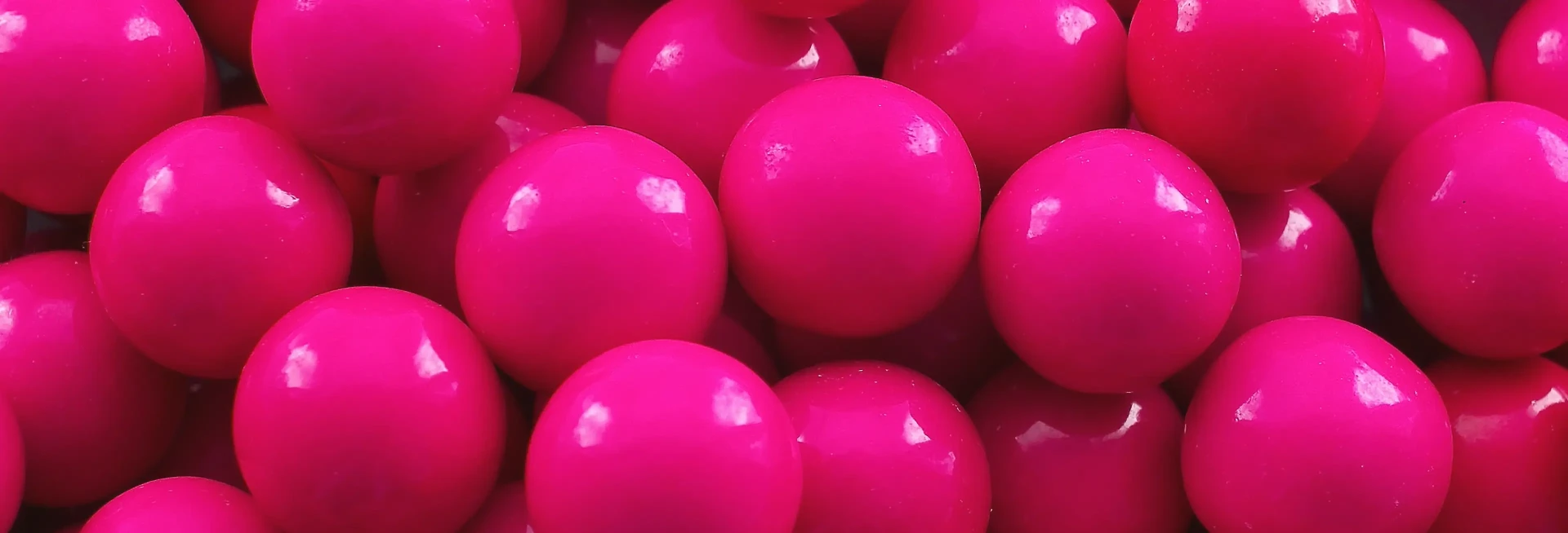 خوشبو کننده خودرو آرئون مدل Perfume با رایحه Bubble Gum